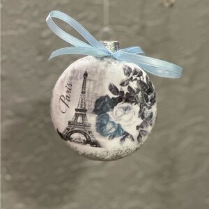 Hand-Crafted Parisian Vintage-Style Glass Ornament Eiffel Tower